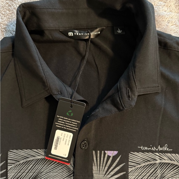 Travis Mathew Sand Nap Black Large Polo - BNWT - Picture 2 of 2